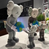 mandkaws Фигурка Kaws The Promise, арт-объект, модель