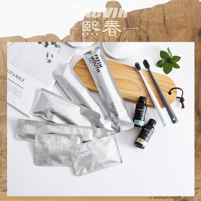 Оптовый набор одноразовых принадлежностей для отеля: зубная щетка, расческа, тапочки, бритва для гостиниц, командировок, путешествий.